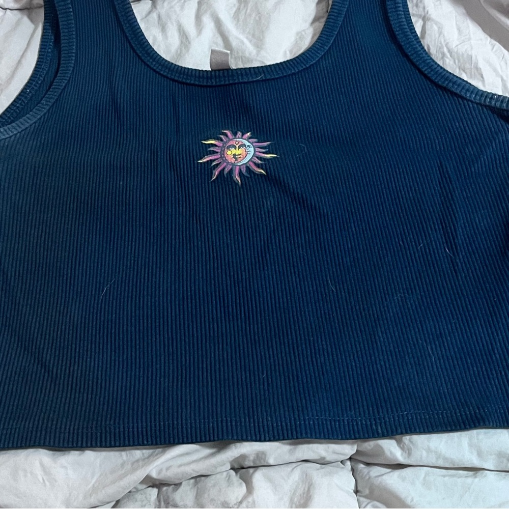 Colorful Ribbed Tank Tops Set - Picture 3 of 4